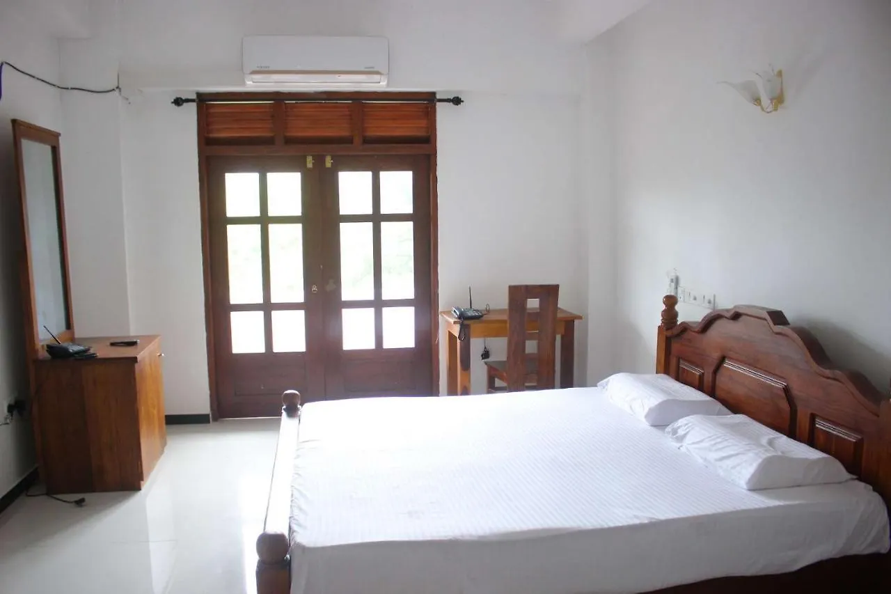 Heritage Eco Resort Kelaniya 0*,  Sri Lanka